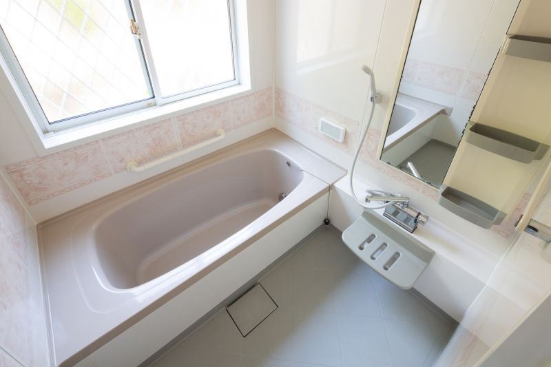 Cost of Bathtub Refinishing in Troy, MO